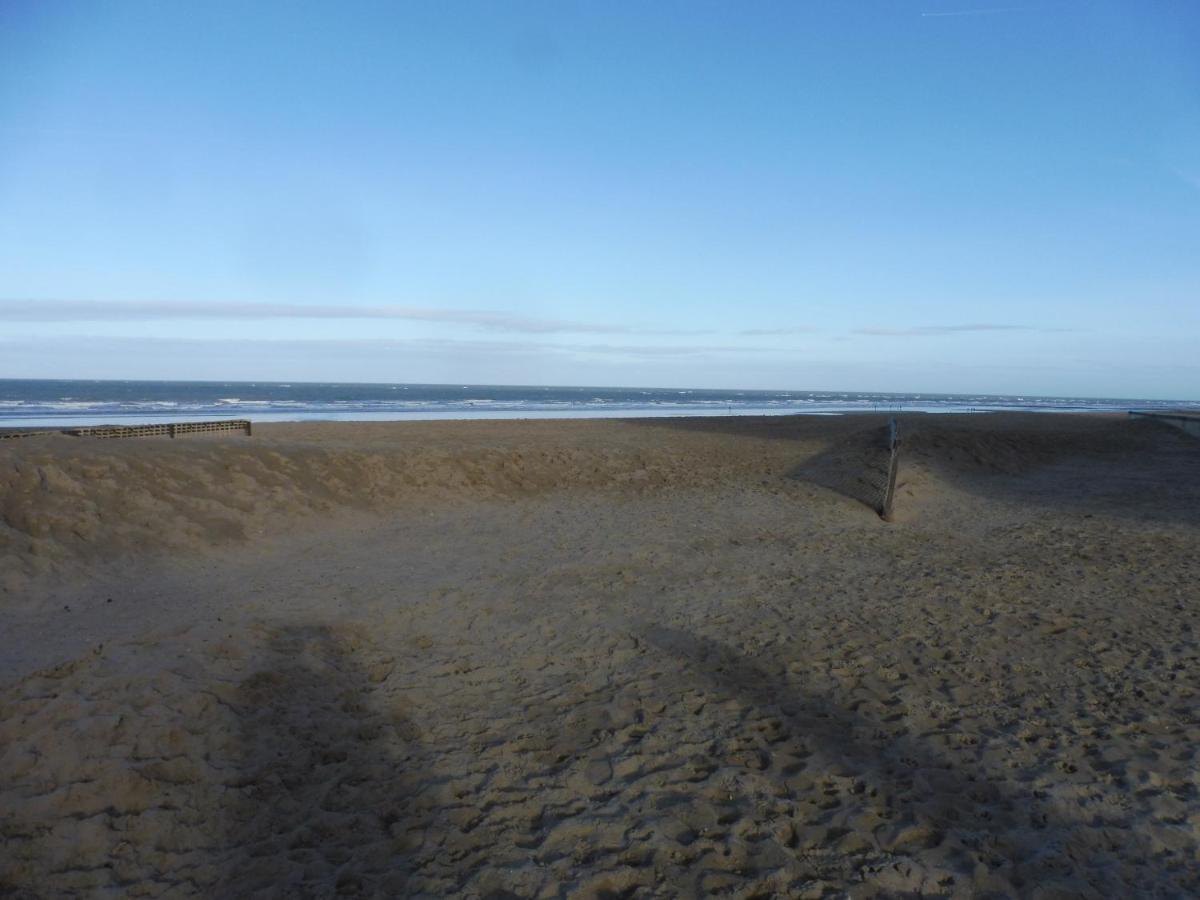 Ferienwohnung Gabbiano De Witte Meeuw Koksijde Exterior foto